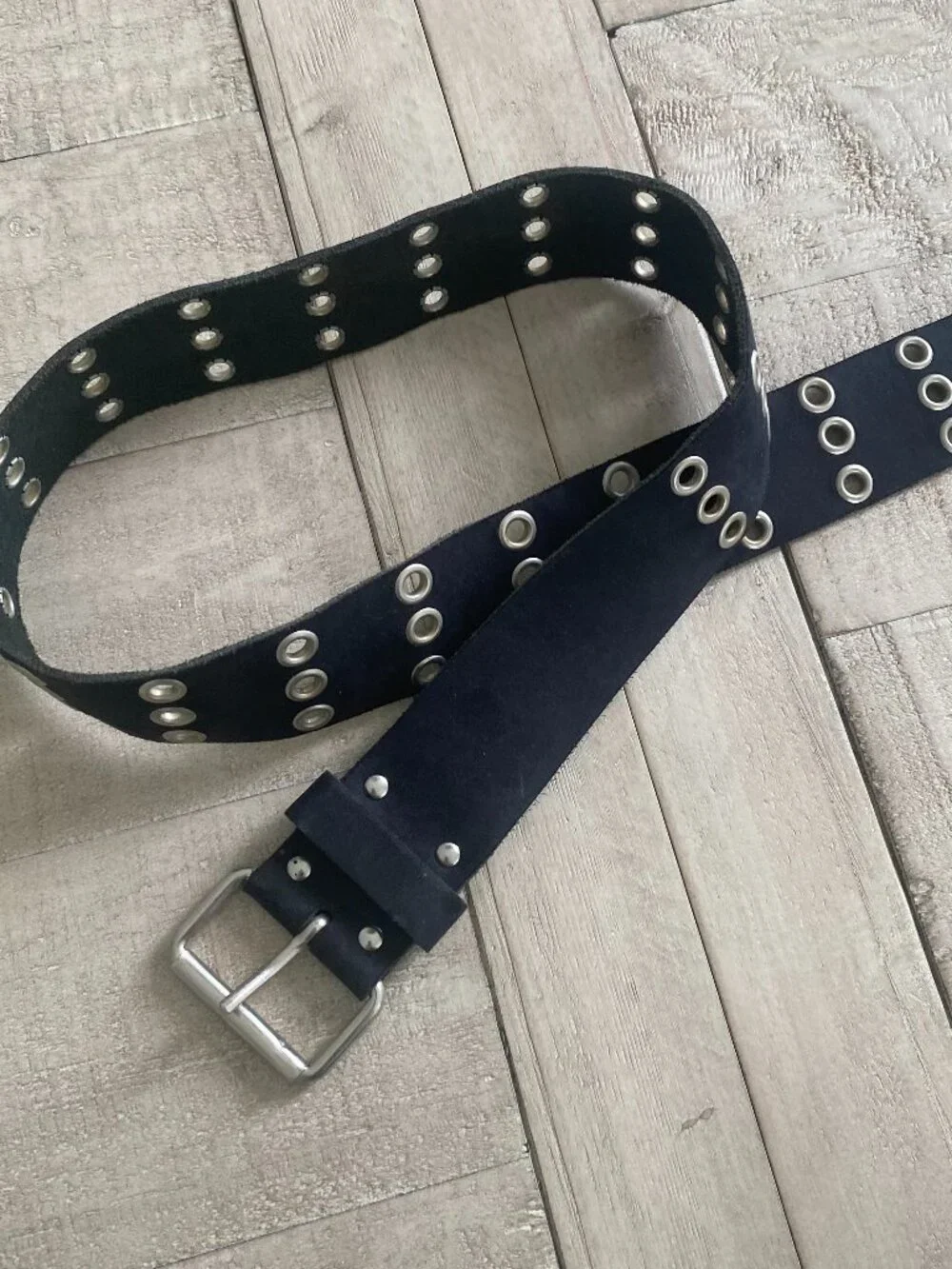Vintage Style Black Triple Grommet Wide Belt - Silver Hardware Eyelet Punk Grung